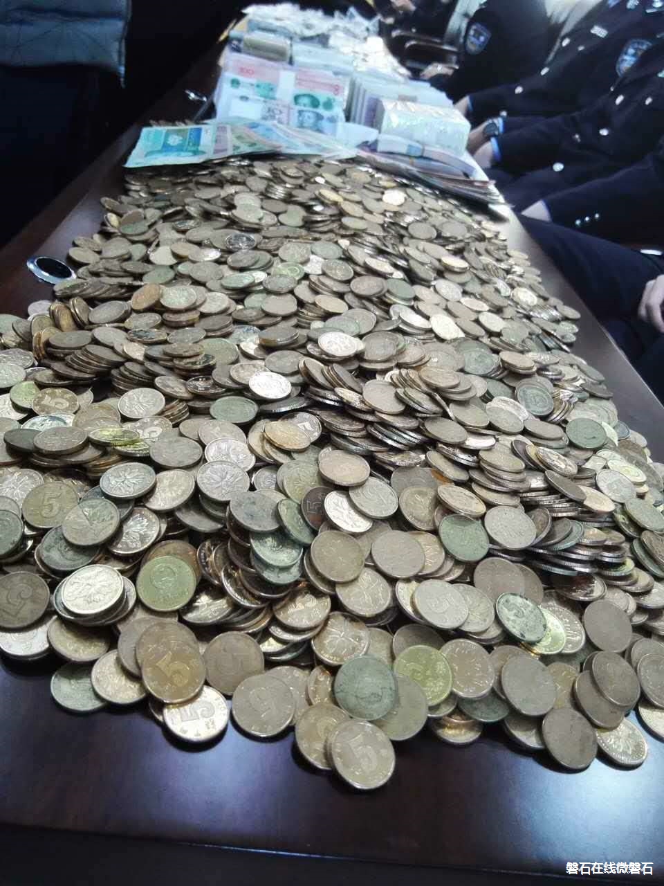 ‘草上飞‘落网’’，吉林丰满公安分局破获省督特大盗窃案件，案