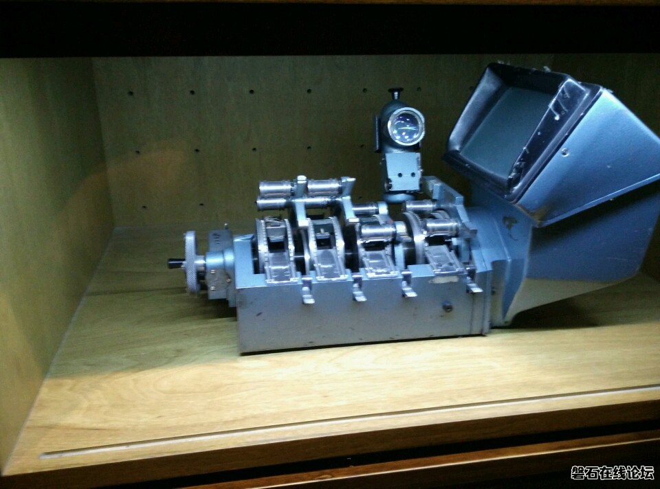 880kG1655moi.jpg