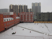 2011第一场像样的雪后校园